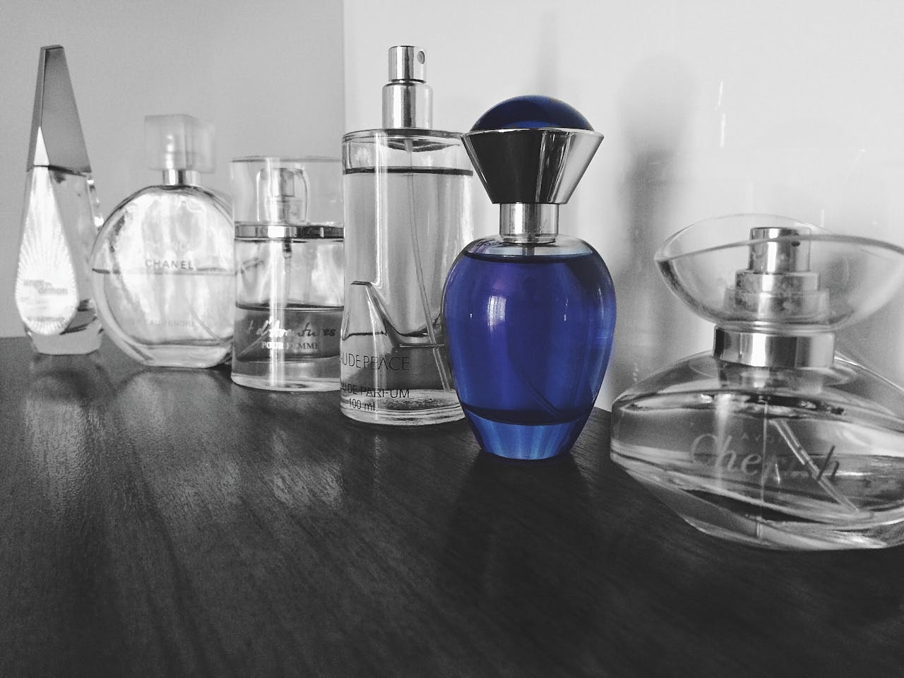 EDT, EDP και Extrait de Parfum: Η ανατομία μιας συγκέντρωσης