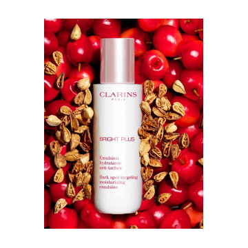 Clarins Bright Plus Dark Spot-Targeting Emulsion